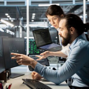 Soluciones Tecnológicas (Implementación de Software y Soporte IT)